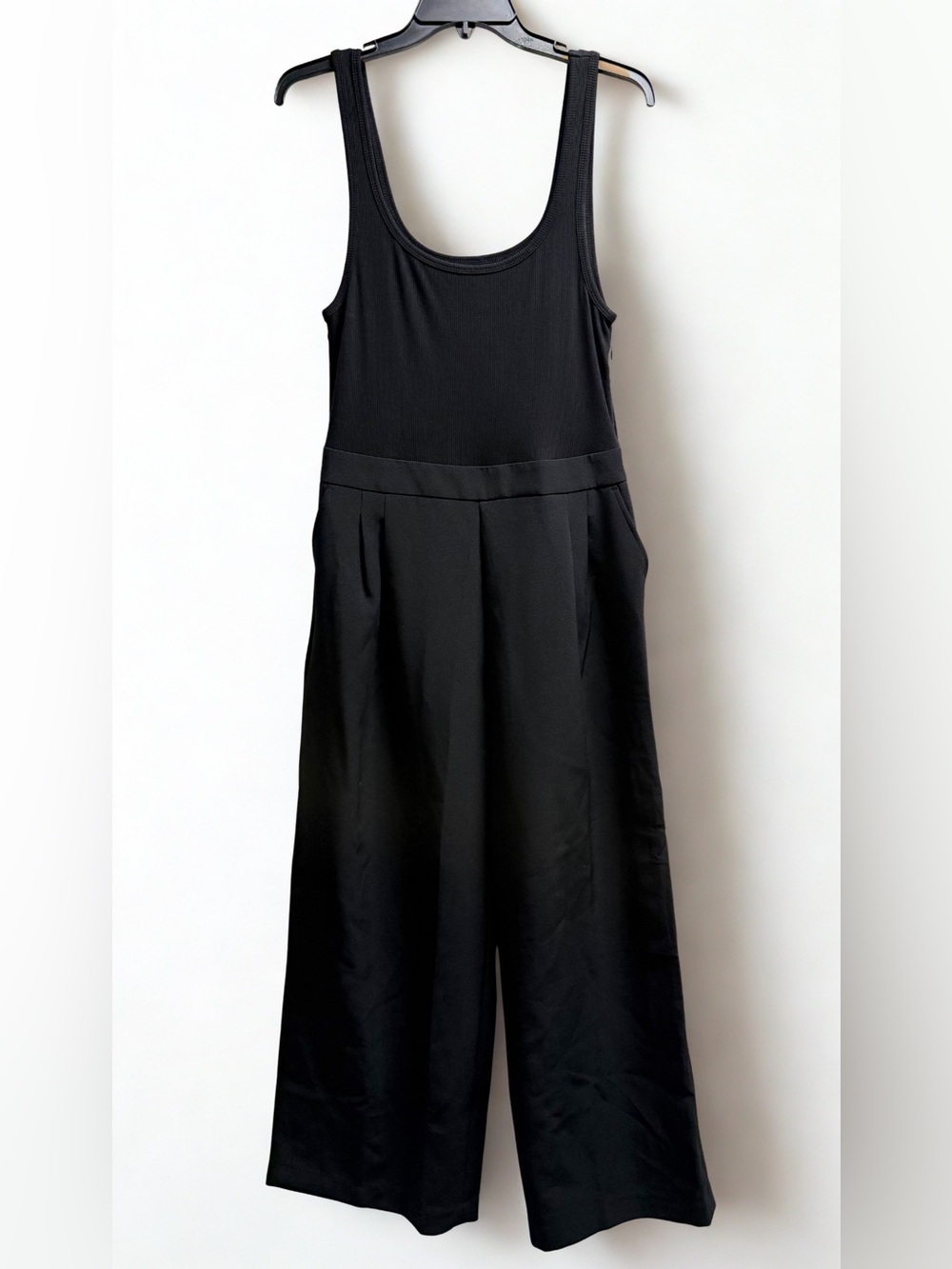 Gap Women’s Black Sleeveless Wide-Leg Jumpsuit size L Petite